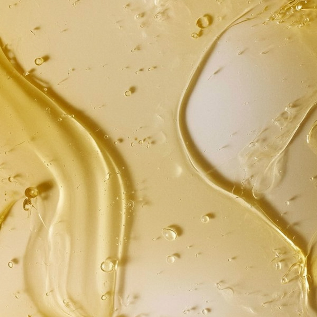 a-close-up-macro-photograph-of-a-honey-t_r-04jXENTuyBocoXPEigPA_MtZ0crs7SZGg_5a6RV8S1A.png